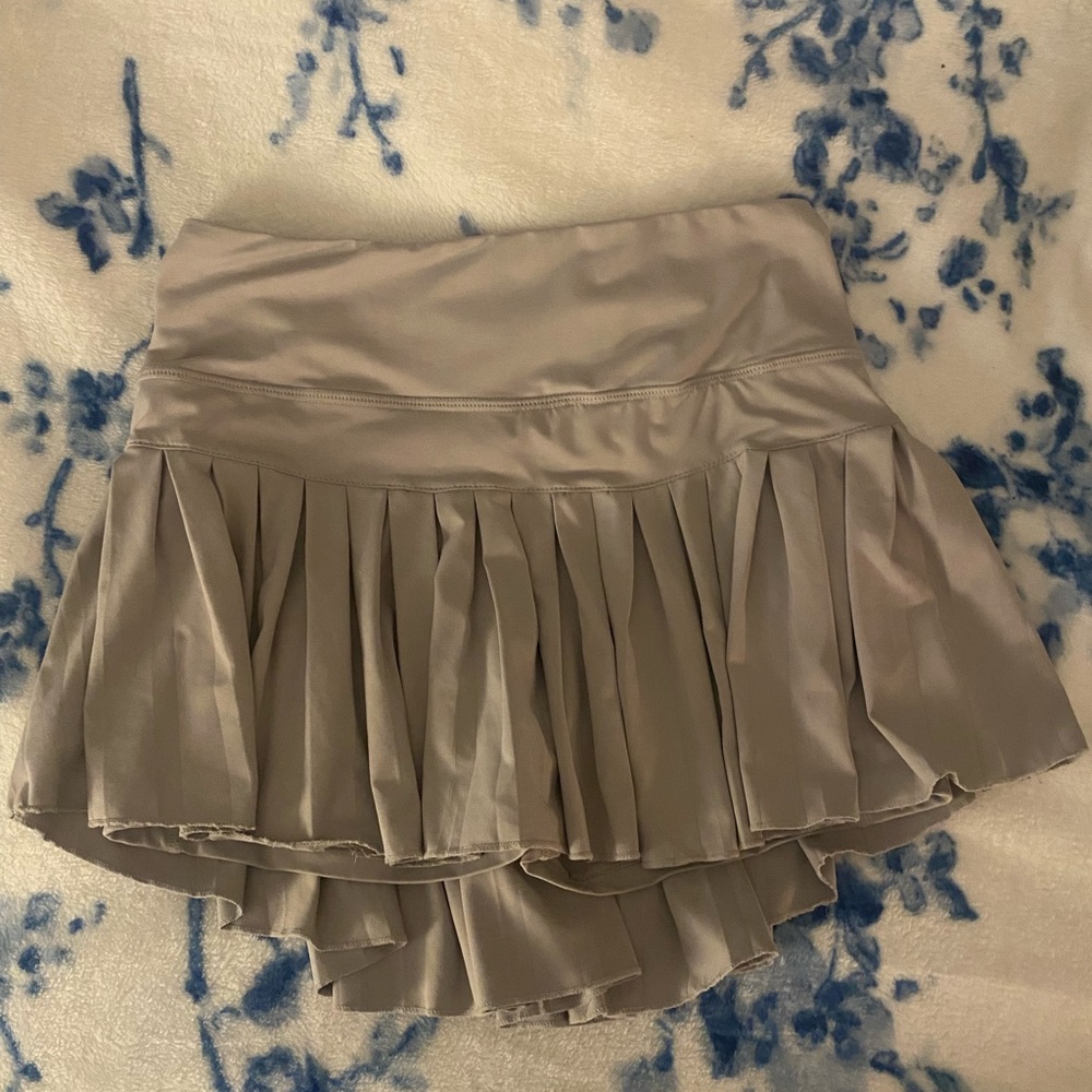 lululemon athletica Gray Pleated Skirt